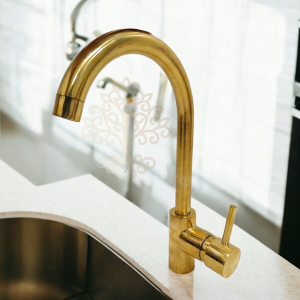 Antique Brass Kitchen Faucet Single Handle Faucet 360 Rotate Kitchen Tap Hot Cold Water Mixer Crane Pull Down Brass Sink Faucet