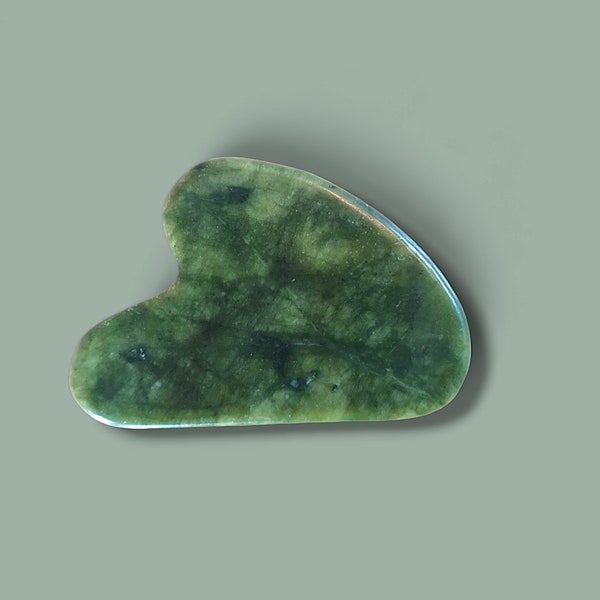 Jade Gua Sha pour les massages du visage et les soins personnels