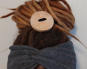 Hair tie, hair band dreads