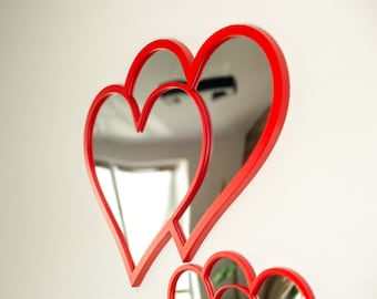 Red Heart Wall Mirror: Modern Acrylic Decorative Decor