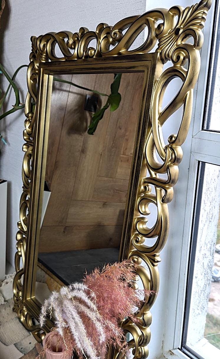 バロックスタイルのラビングゴールド木製フレームウォールミラー