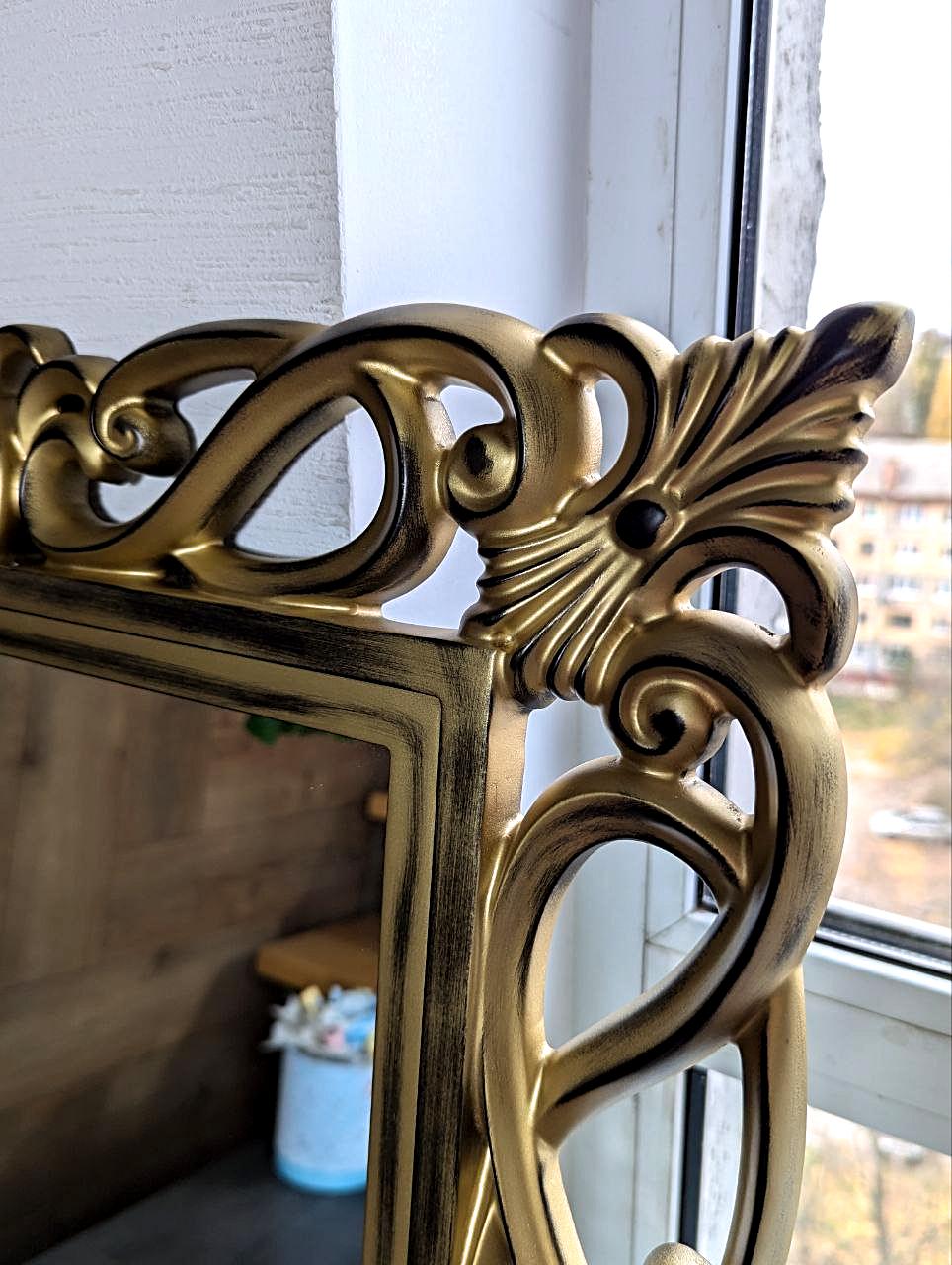 バロックスタイルのラビングゴールド木製フレームウォールミラー