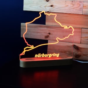 Nürburgring Nights: led-circuitverlichting racebaan. Verlichte acrylroutekaart. Racecadeau, autocadeau, gepersonaliseerd race-ledverlichting