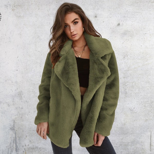 Manteau en peluche surdimensionné pour femmes, veste d'hiver chaude et épaisse à manches longues, cardigan en peluche ample vintage pour femmes