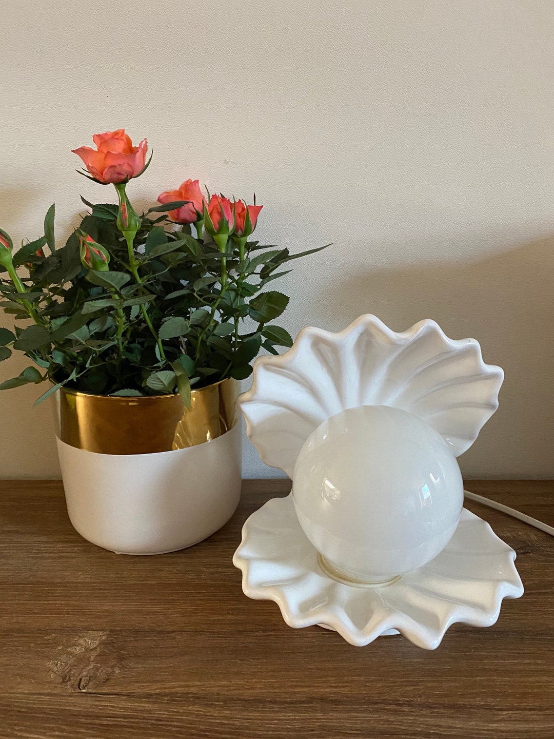 Vintage shell lamp