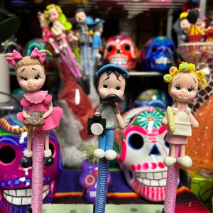 Chavo Del 8 Pens. Figures available: Chavo Del 8, La Chilindrina, Don Ramon, El Chapulin, Profesor Jirafales, Doña Florinda, y Kiko