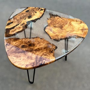 Wood & Resin Coffee Table Resin Coffee Table,Epoxy Coffee Table,Coffee table,Olive Wood Coffee Table,Epoxy and wood Coffee Table