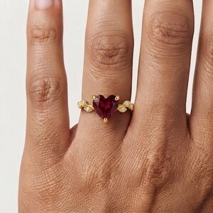 10K Solid Gold Ruby Heart Ring, Leaf Heart Ruby Ring, July Birthstone Jewelry, Minimalist Red Gemstone, Dainty Promise Ring, July Birthstone
