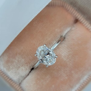2ct Oval Cut Moissanite Engagement Ring, Oval Solitaire Moissanite Ring, 14k White Gold Ring, Anniversary Gift Ring, Bridal Ring, Daily Ring