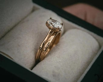 Oval Moissanite Engagement Ring Set, 10x7MM Delicate Oval Solitaire Ring, 14K Solid Gold Ring Set,  Bridal Set, With Plain Gold Wedding Band