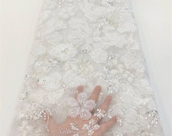 Weißer Schmetterlings-Tüllstoff, Blumenperlenstoff, Pailletten-Spitzenstoff, Hochzeitskleidstoff, DIY-Kleidungsdesignstoff 1 Yard