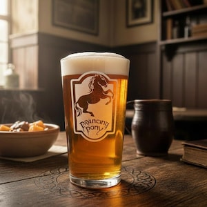 Prancing Pony - Pub Sign - Lord of the Rings - Engraved Pint Glass