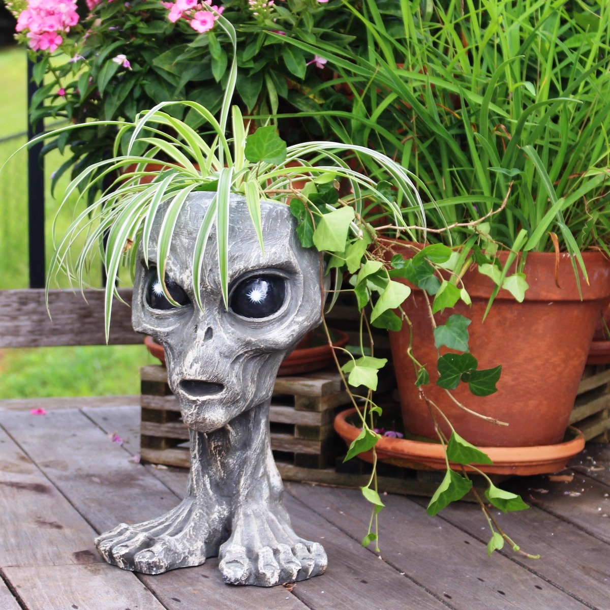 Muggly Alien Father Cosmo 17″ Planter Pot for Patio & Garden - Etsy