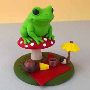 3D Printed Frog Picnic Figurine: Miniature Mushroom Scene