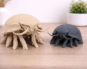 Giant Isopod Figure | Realistic Deep Sea Creature Decor | 3D Printed Marine Bug Model | Weird Ocean Gift | Desk Display | Custom Colors