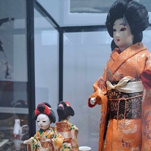 vintage geashi doll set