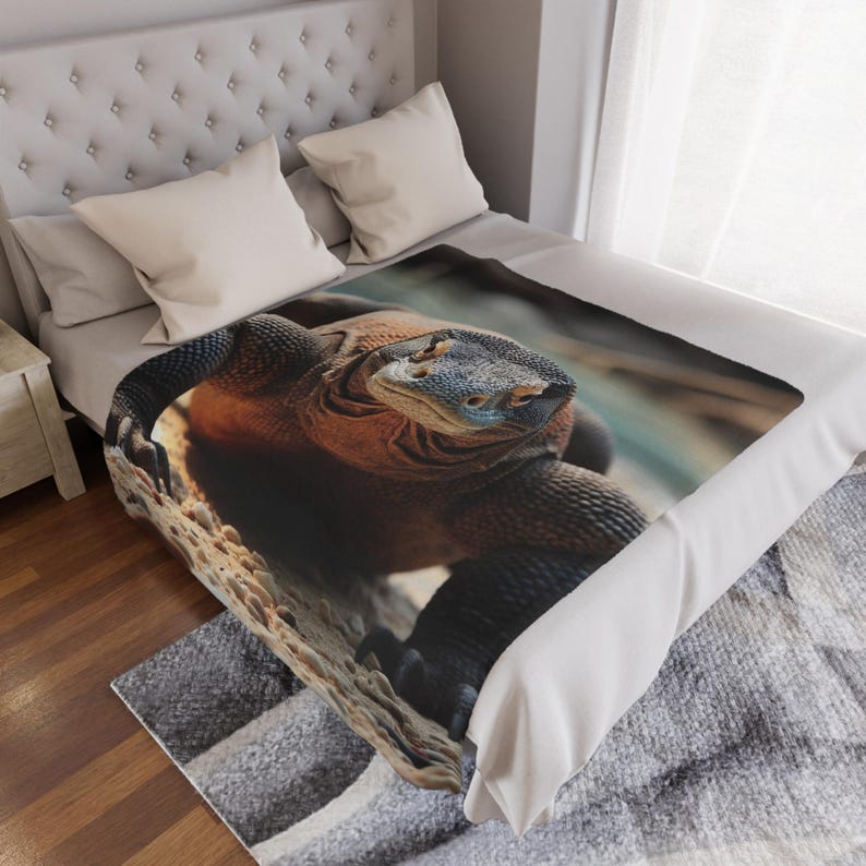 Beautiful Komodo Dragon Warm & Cozy 50x60 Minky Blanket, Large Lizard