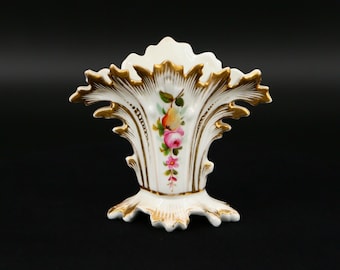 Rococo Porcelain Fan Vase, French 1950s Ceramic Urn with Flowers and Gold Leaf, Vintage Mid Century Table Mantel Decor, Small Vase 12cm