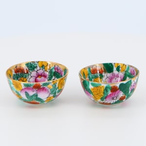 2 Chinese tea bowls