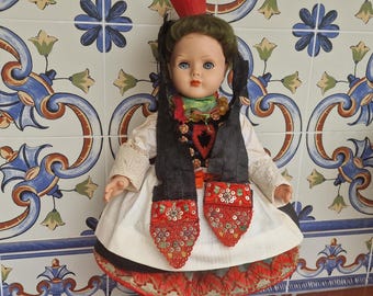 Vintage Musical Doll With Porcelain Head – Swan Lake (1970s) - Etsy
