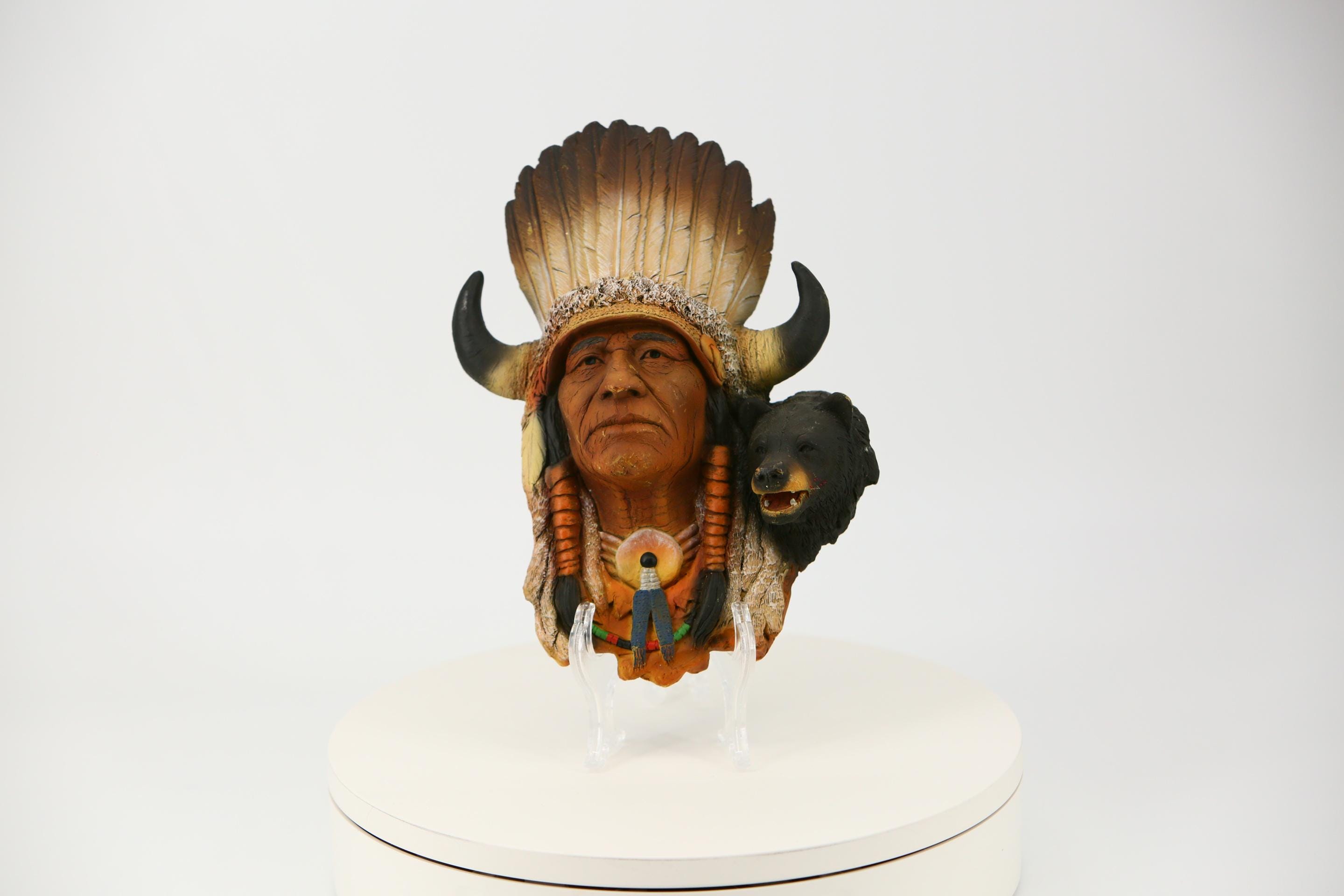 Neal J Rose ネイティブアメリカン　木彫りアートワーク Neil J Rose Native American Sculpture Art Peaceful One