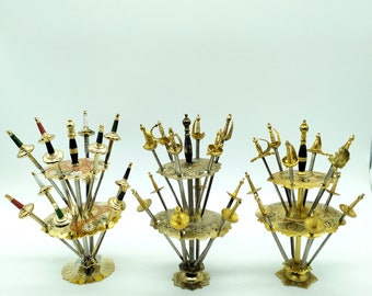 ヴィンテージ トレド ソード カクテル串、スペイン産オリーブ