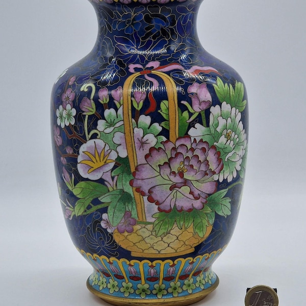 Large 24 cm beautifully ornate Chinese enameled cloisonné vase
