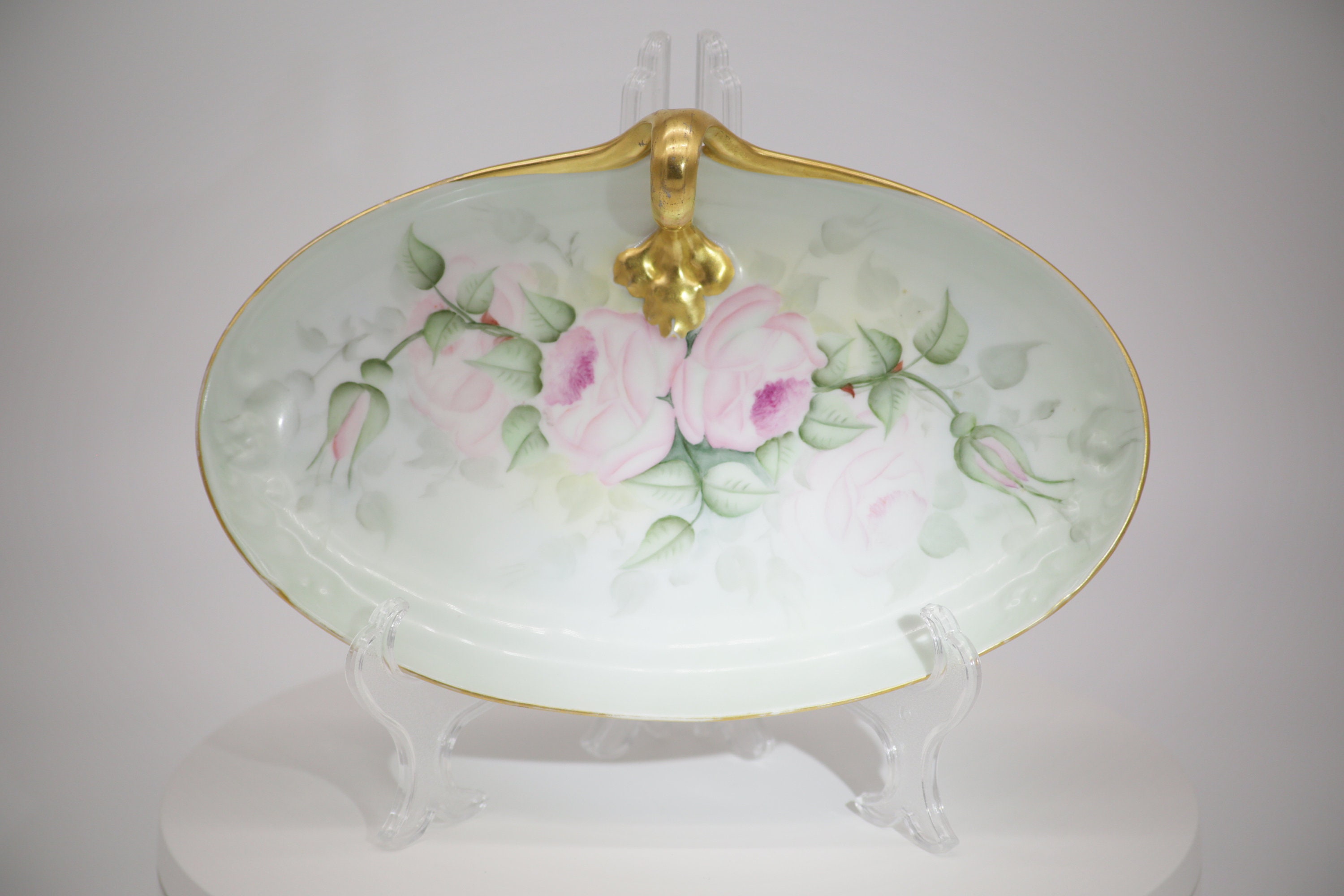 Plate with rose patterns "LIMOGES"
