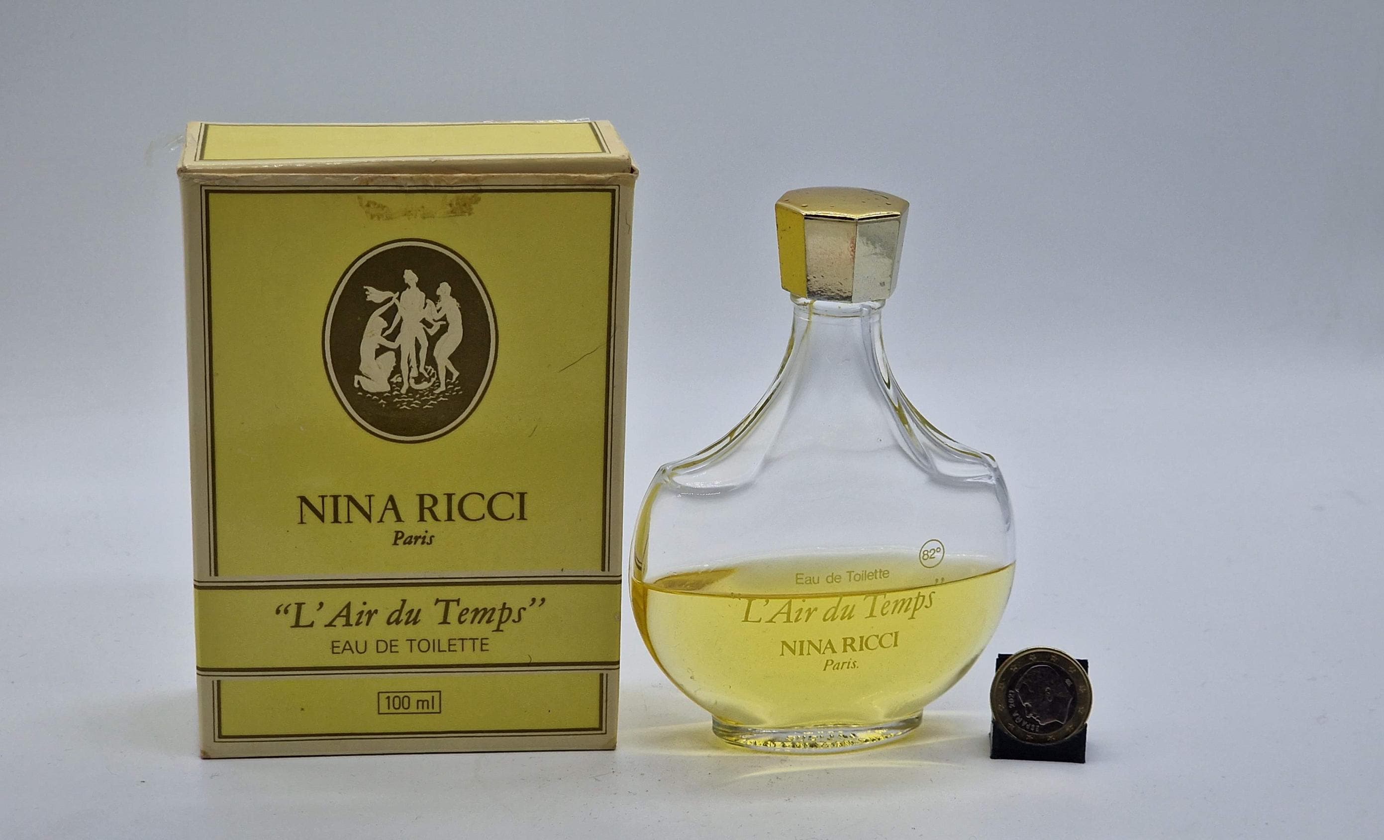 ヴィンテージNINA RICCI ペンダント型香水 イエロー ヴィンテージNINA RICCI ペンダント型香水 イエロー NINA RICCI