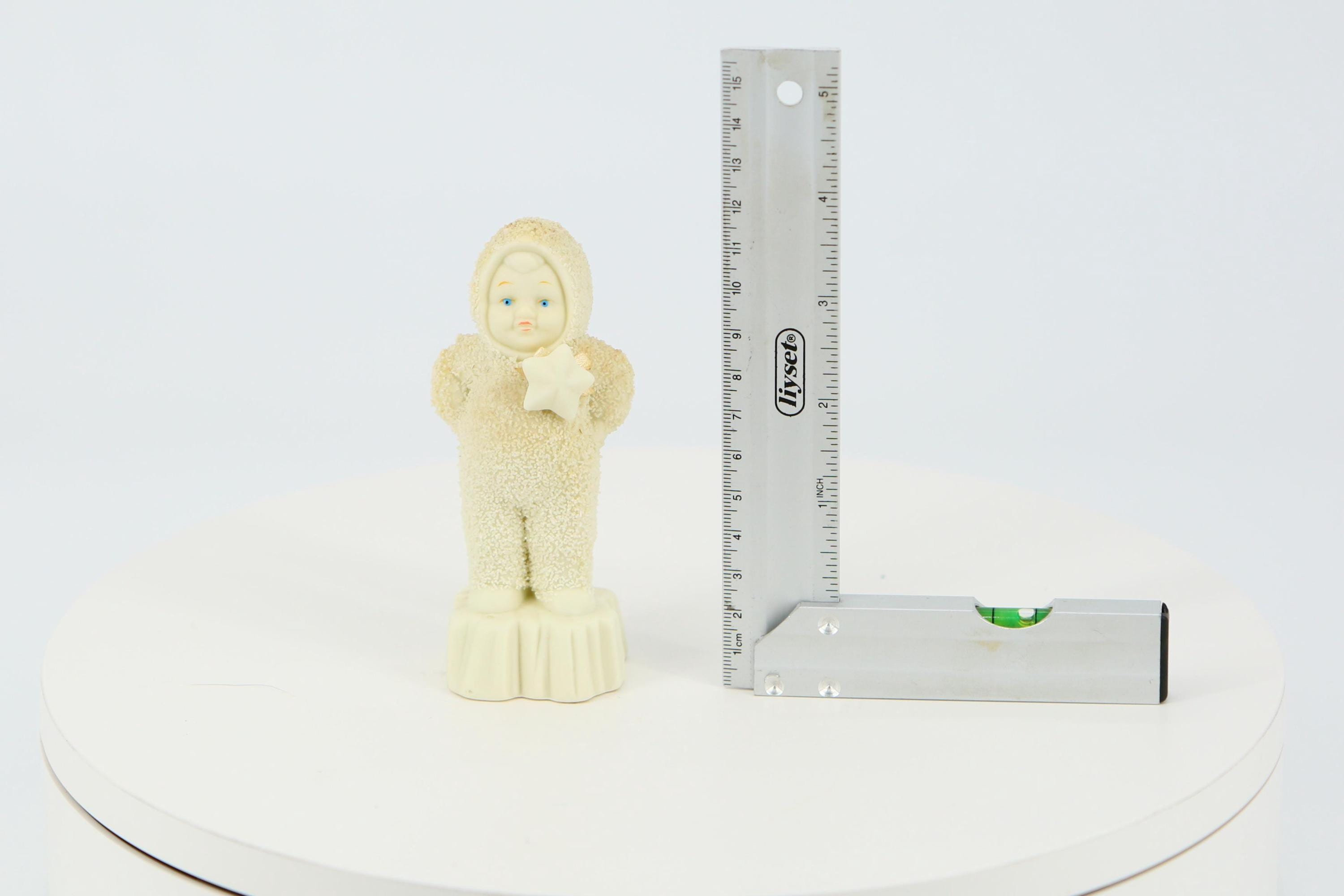スノーベイビーズ フィギュア Department 56 & Goebel, 星を持つ子供