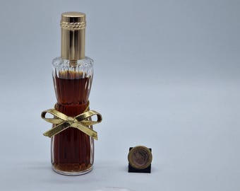 メルカリ 未使用 エスティローダー ノウイング パルファム 7ml 箱付き