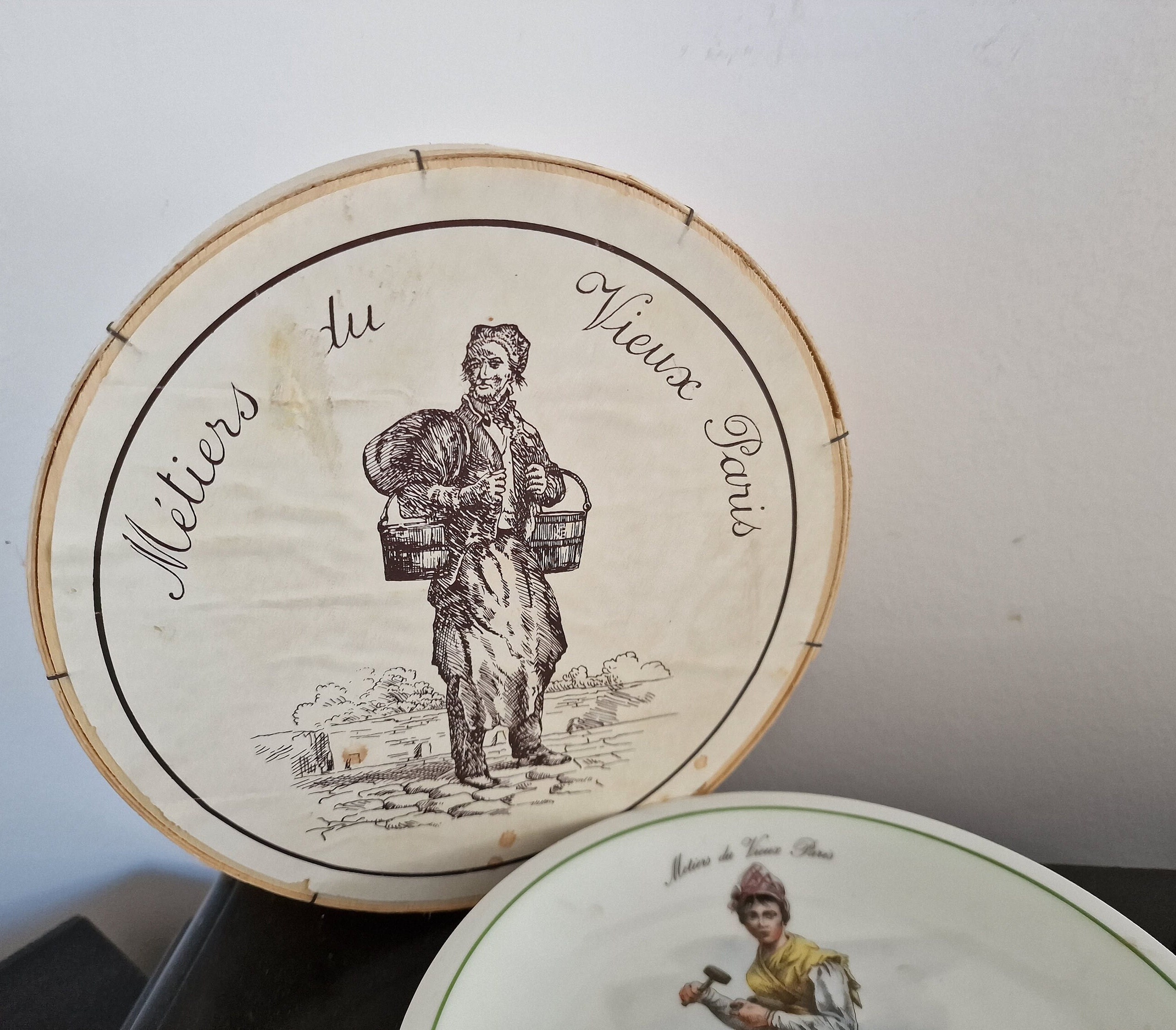 Set of 6 Vintage 'métiers Du Vieux Paris' Porcelain Plates, Berry