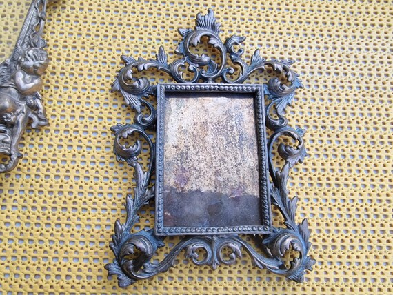 SIKOO Piccola cornice rotonda vintage 3 × 3 cm, decorazione antica, mini cornice portafoto da tavolo e da appendere alla parete con vetro frontale ad alta definizione per la decorazione domestica