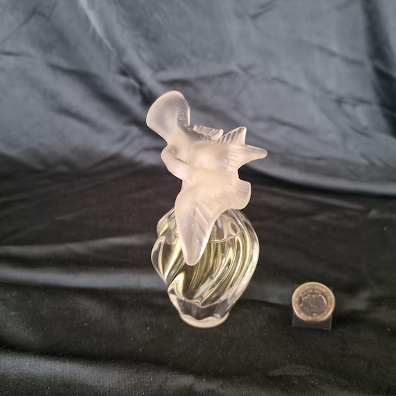 ニナリッチ レールデュタン 香水 50ml (約40ml) – プラスチック製鳩栓