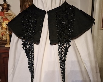 Viktorianischer Kragen Pelerine Capelet, 19 Jhd 1880 Schwarze Seide, Glasperlen Stickerei Trauerkleidung, Antike Textilie 38cm