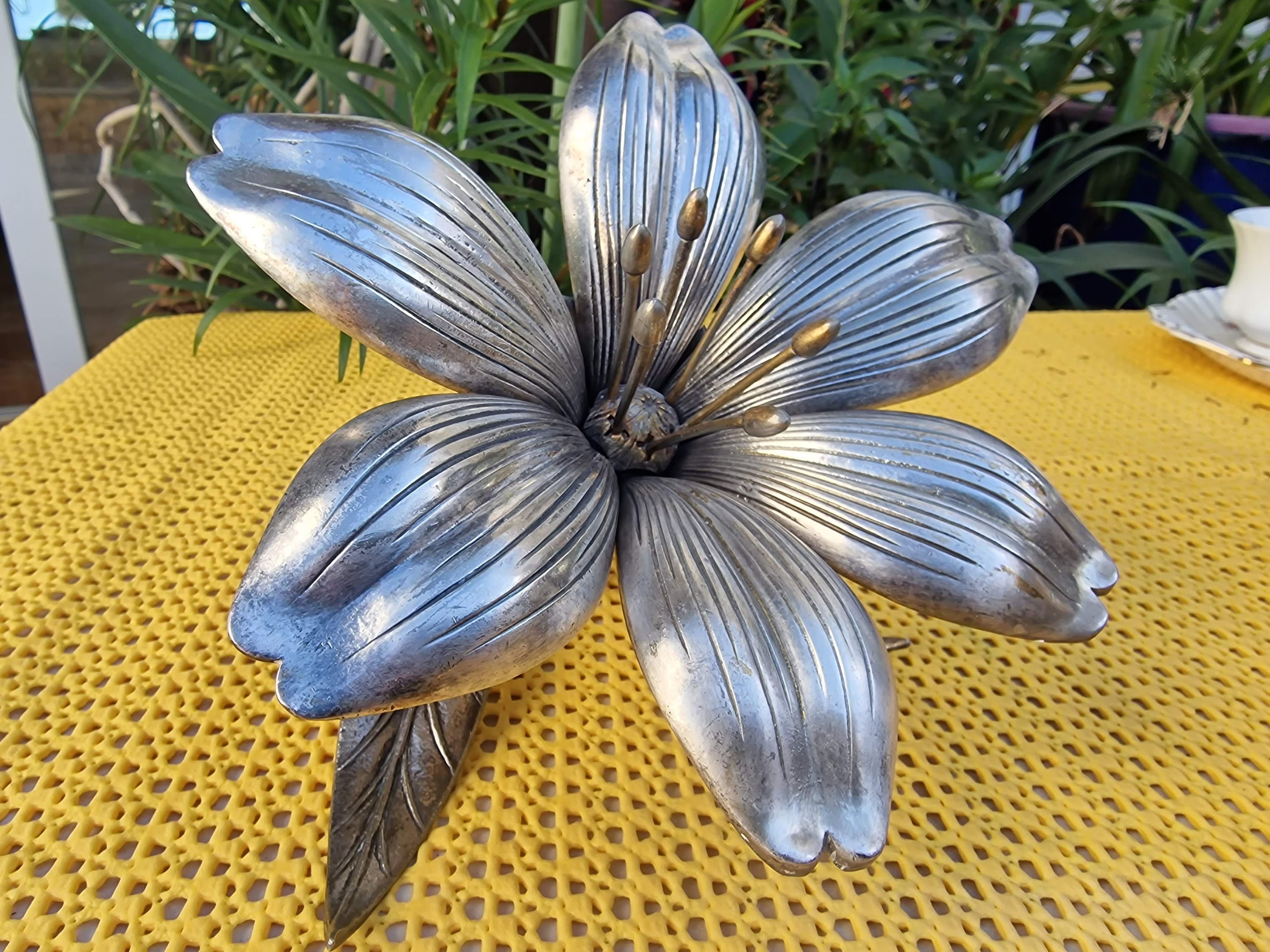 Vintage Flower Ashtray 