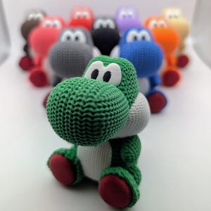 3D printed “knitted style” Yoshi figurines