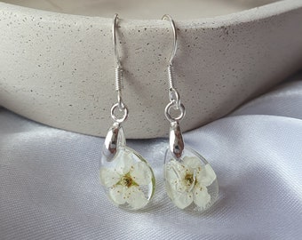 Teardrop minimalistic earrings, floral dangle for birthday gift, handmade earrings with real flowers