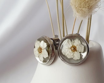 Minimalistic clip-on earrings for women, earrings for non pierced ears, real flower non tarnish jewelry