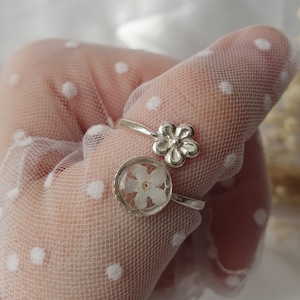 Forget me not silver ring, white flower jewellery, gift for anniversary, birthday present for wife, floral wedding jewellery
