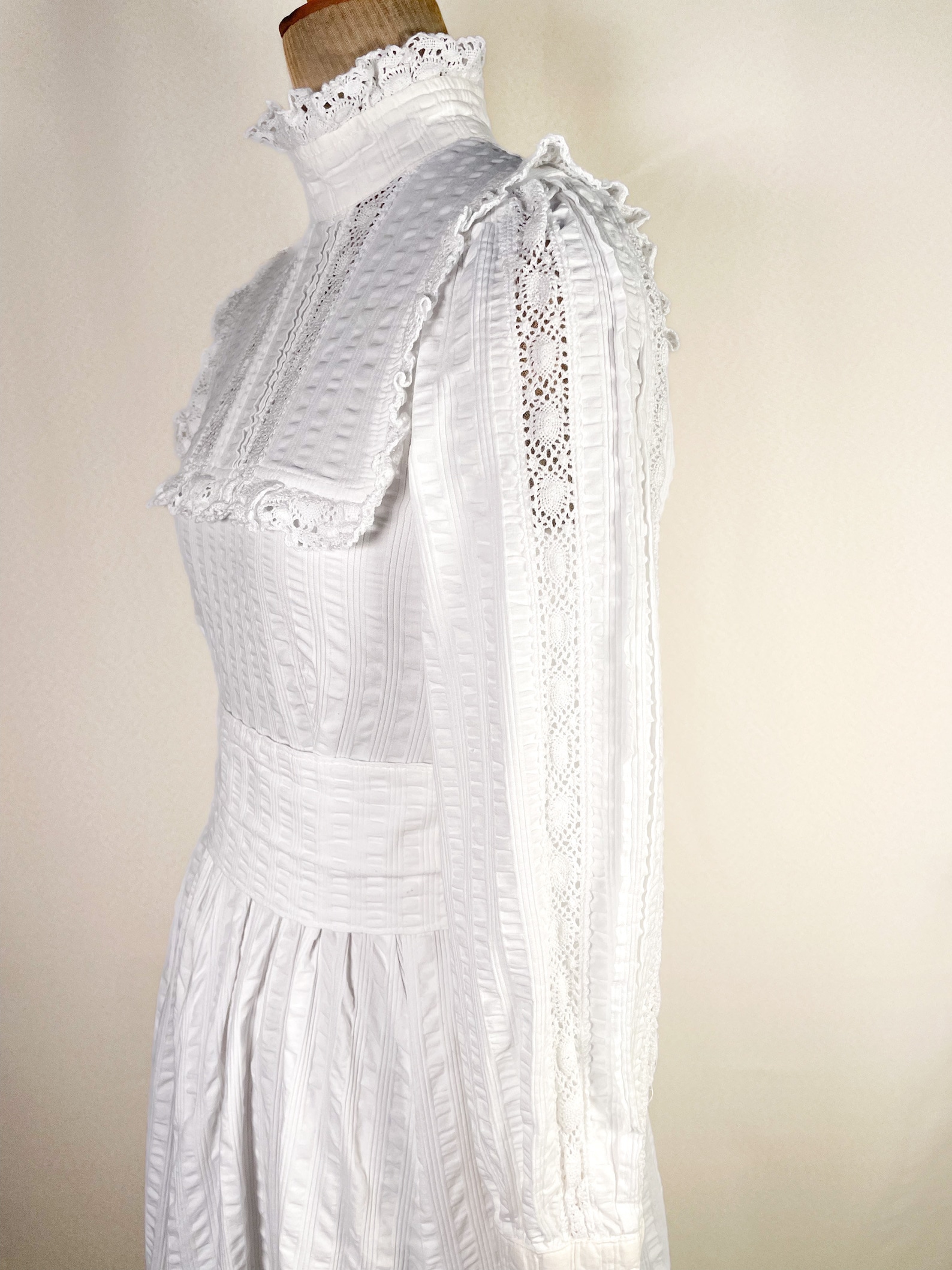 Heavenly Swan Like Rare Late 1970s White Swiss Dot Cotton Laura Ashley Midaxi Dress