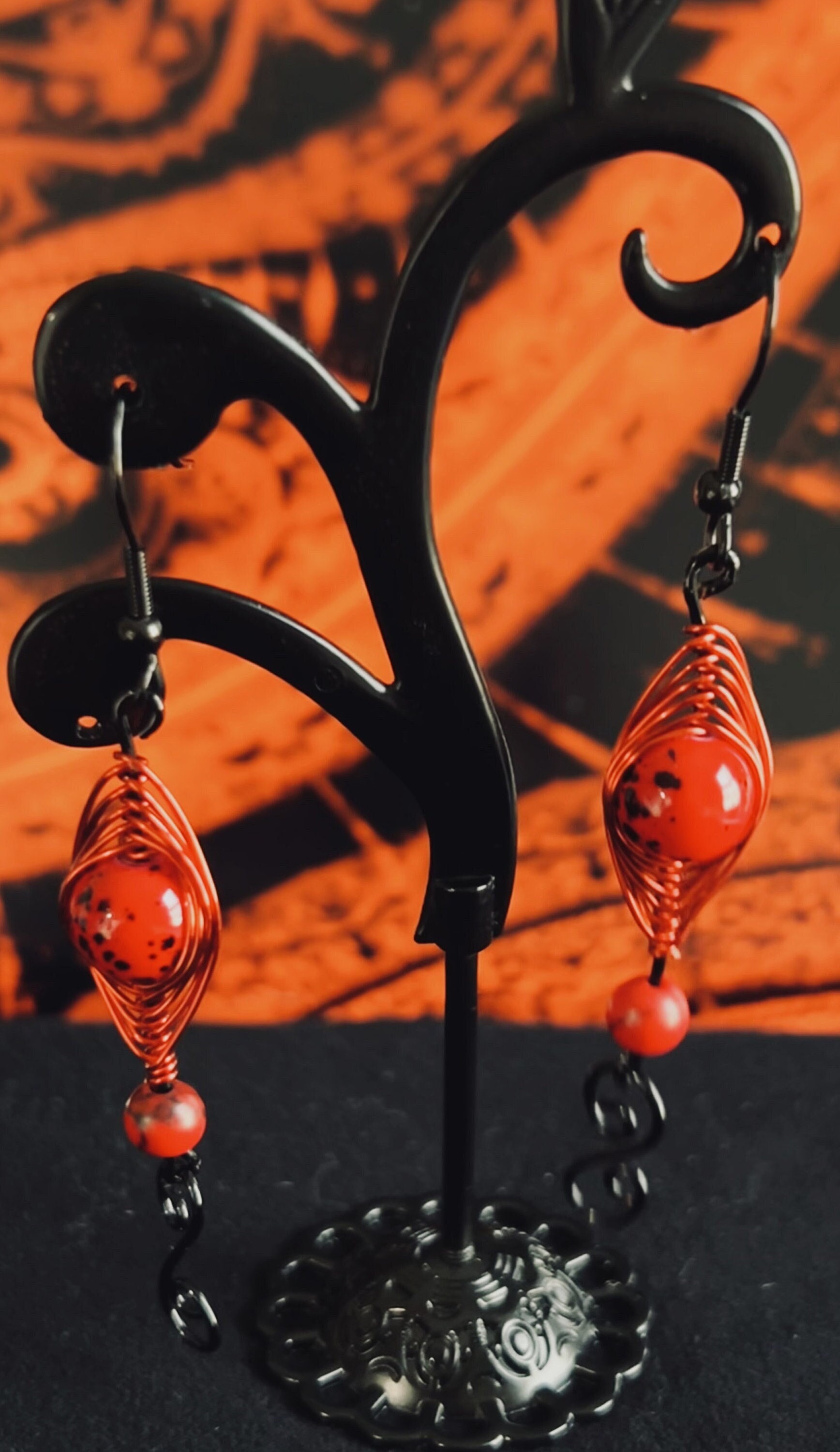 Red herring best sale earrings