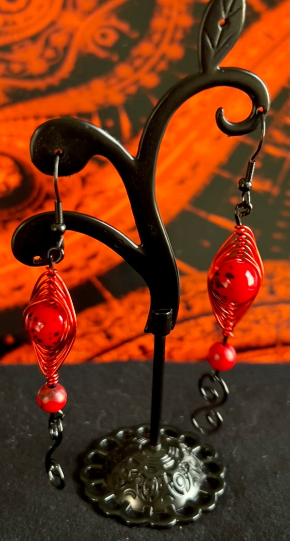 Red herring jewellery sale
