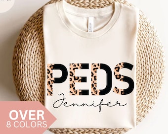 Personalisierte Kinderkrankenschwester Shirt, Kinderkrankenschwester Tshirt, Kinderkrankenschwester T-shirt, Krankenschwester Wertschätzung Geschenk, Pädiatrie Krankenschwester T-Shirt, Tee