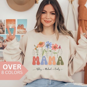 Personalized Mama Sweatshirt for Mom for Mother&#39;s Day, Custom Mother&#39;s Day Gift for Mom, Retro Floral Mama Shirt with Kids Names, Crewneck