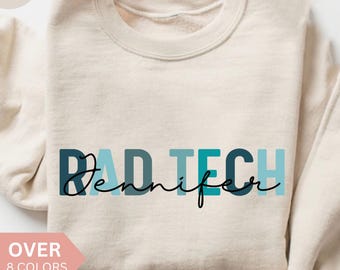 パーソナライズされたRAD Techスウェットシャツ、カスタムRAD Techシャツ、RAD Techギフト、看護師への感謝のギフト、放射線技師クルーネック、放射線科