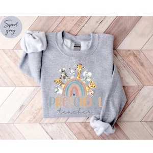 Sweatshirt voor kleuterjuf, shirt kleuterschool leraar regenboog, cadeau voor leraar kleuterschool, dierlijke trui kleuterjuf, shirt peuter afbeelding 7