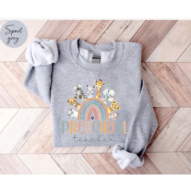 Sweatshirt voor kleuterjuf, shirt kleuterschool leraar regenboog, cadeau voor leraar kleuterschool, dierlijke trui kleuterjuf, shirt peuter afbeelding 7
