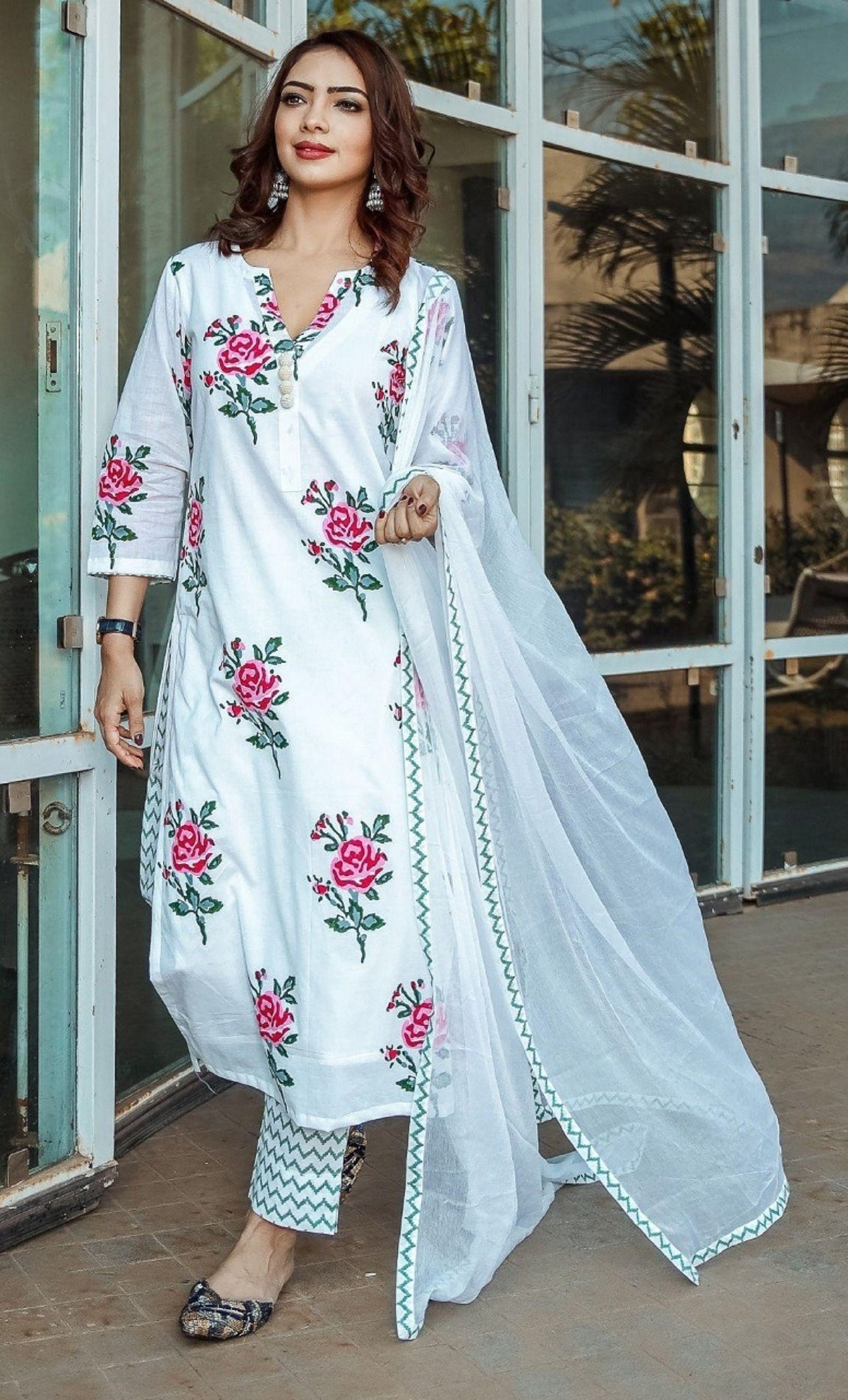 65 Neck Designs to Try With Plain Kurtis and Suits | 65 Neck Designs to Try  With Plain Kurtis and Suits How to stylize plain kurti with fancy neck  pattern here i