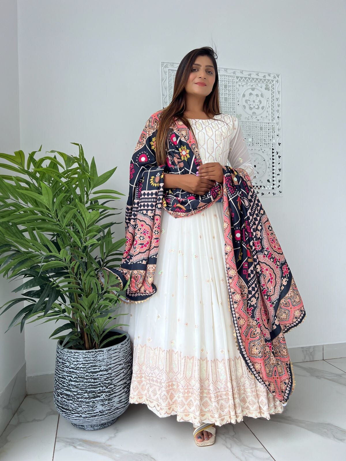 Page 8 | Buy Lehenga Choli Online | Latest Lehenga Design | Ghagra Choli  Shopping | Chaniya Choli Gujarati | Ethnic Plus | Page 8